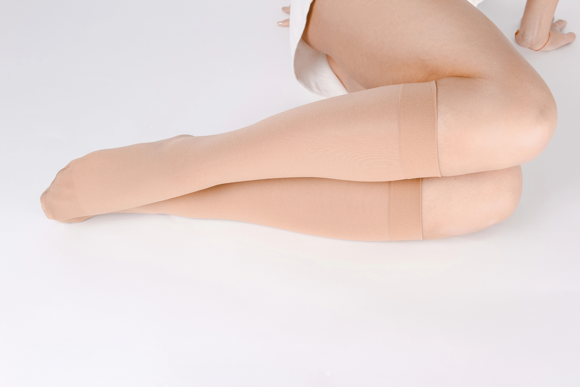 Zelo učinkovite kompresijske nogavice za težke in utrujene noge